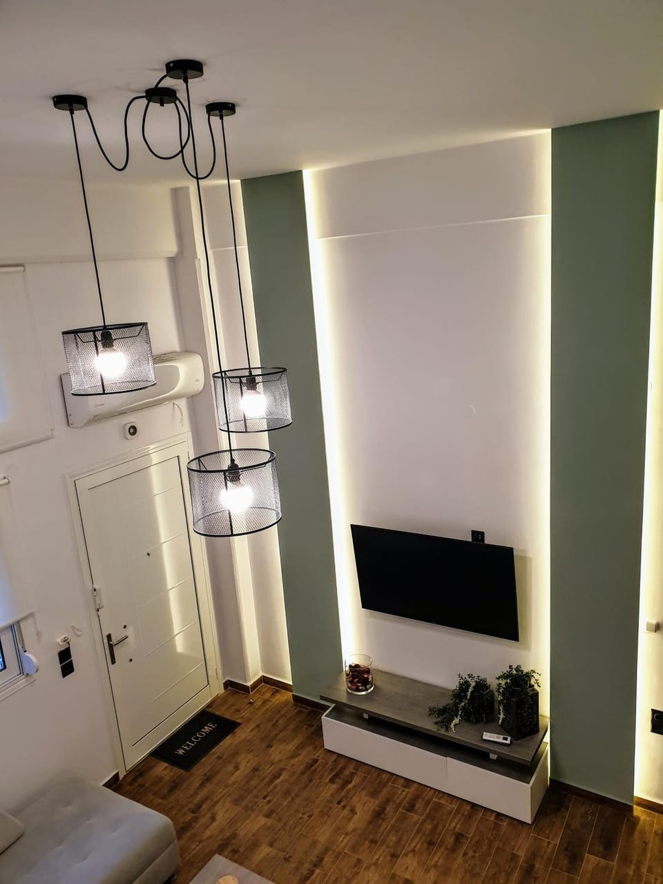 TV and multimedia, Seating area