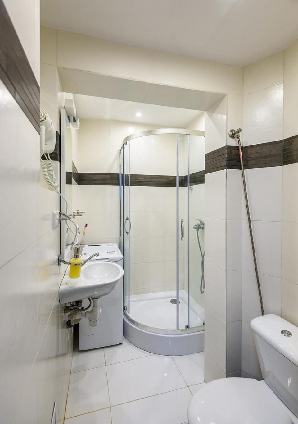 Bathroom, Photo of the whole room