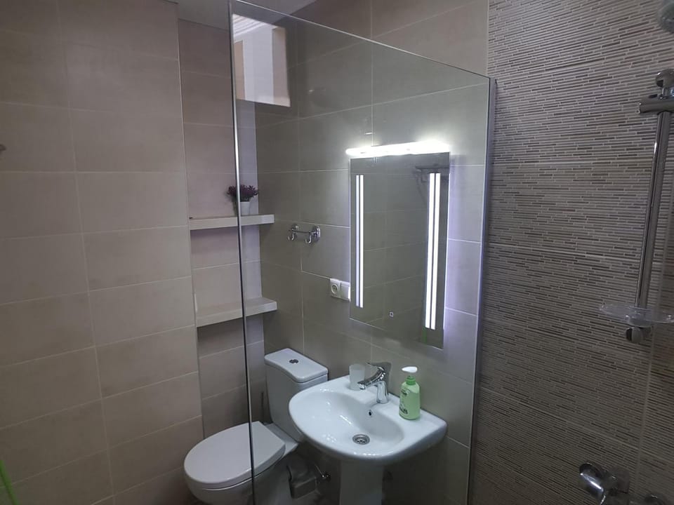Toilet, Bathroom