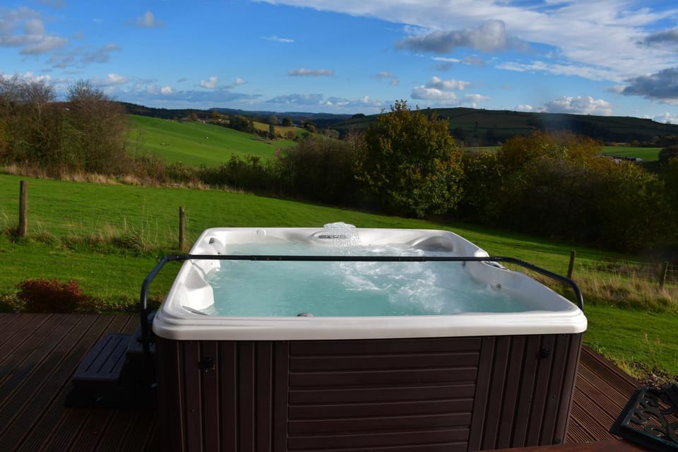 Day, Natural landscape, Hot Tub, Pool view
