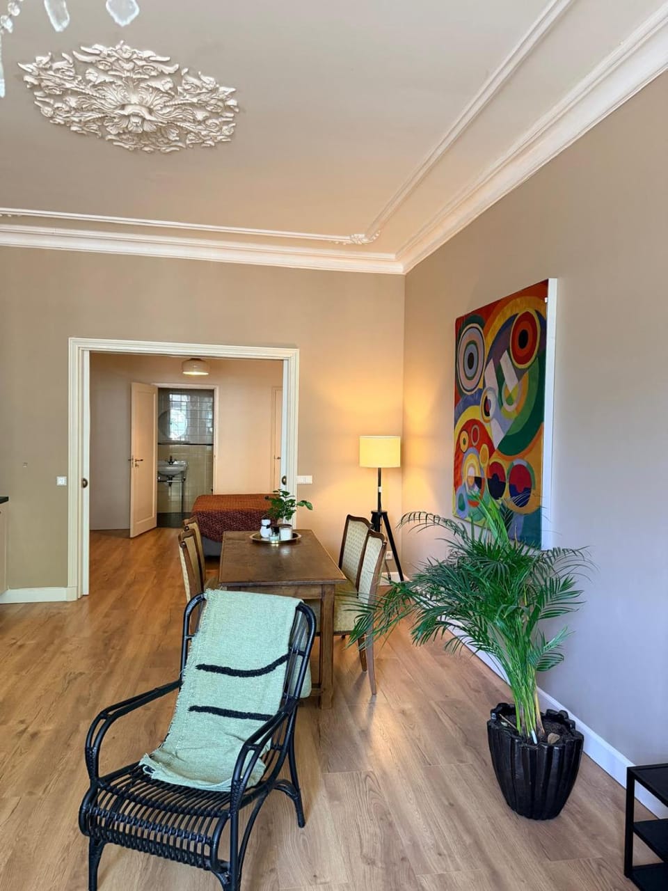 historic city apartment with private parking Apartment in Gouda
