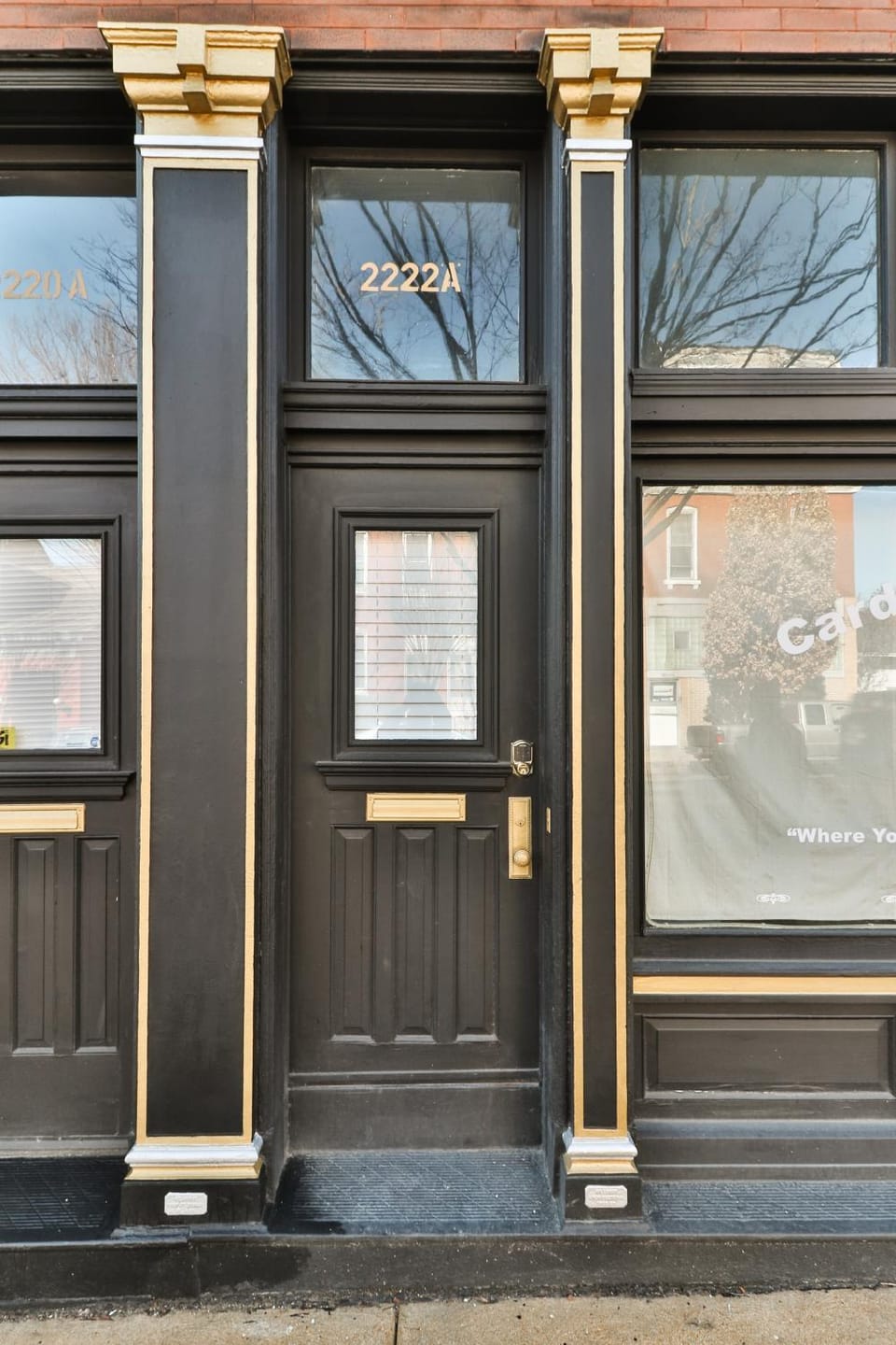 Luxury Apt w/ Spectrum Mood Lighting - Historic Cherokee Street Antique Row Apartment in Saint Louis