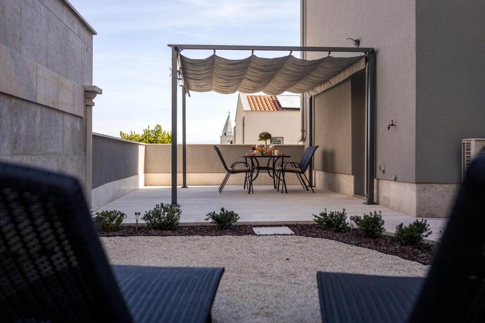 View (from property/room), Balcony/Terrace, Balcony/Terrace, Seating area