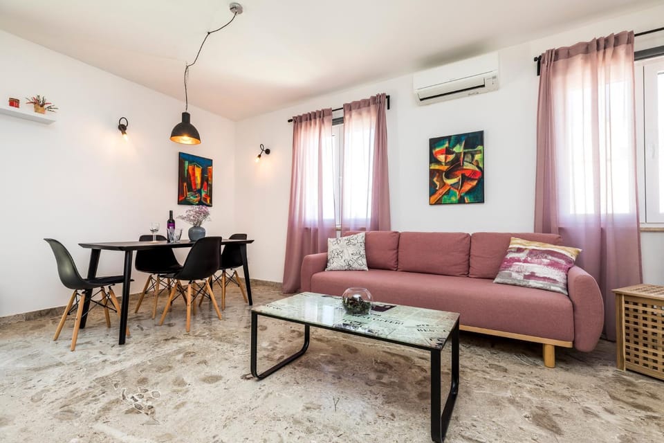 Property building, Living room, Seating area, Dining area