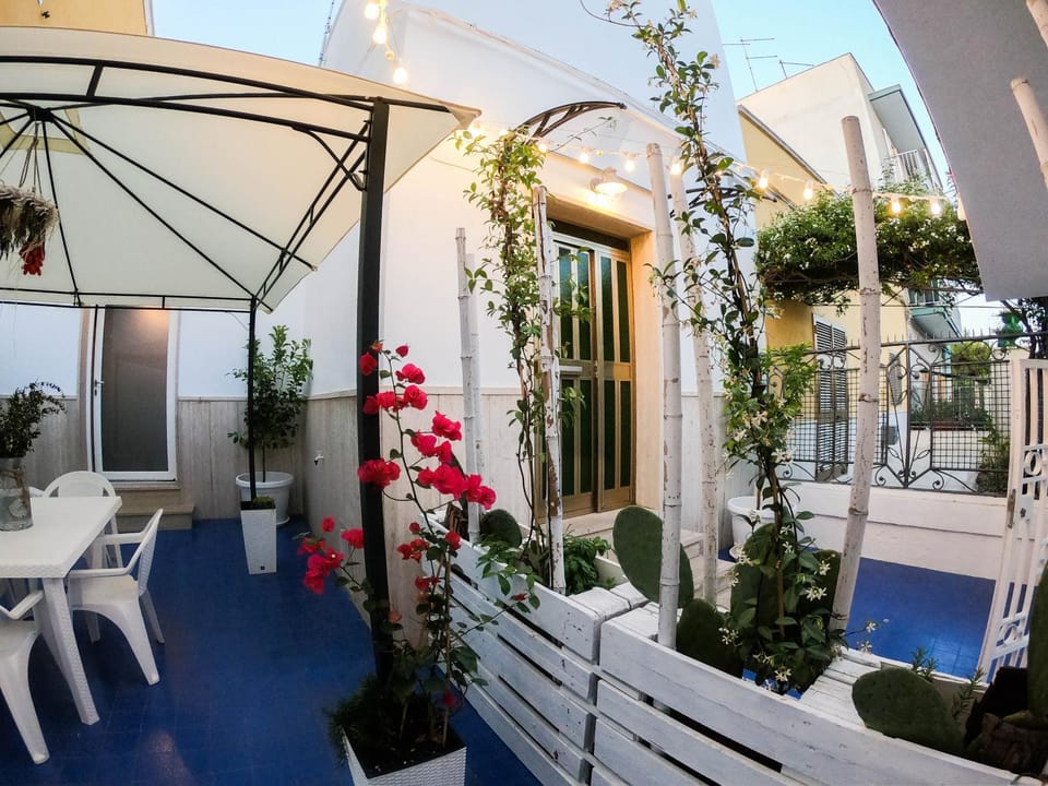 Patio, Garden view