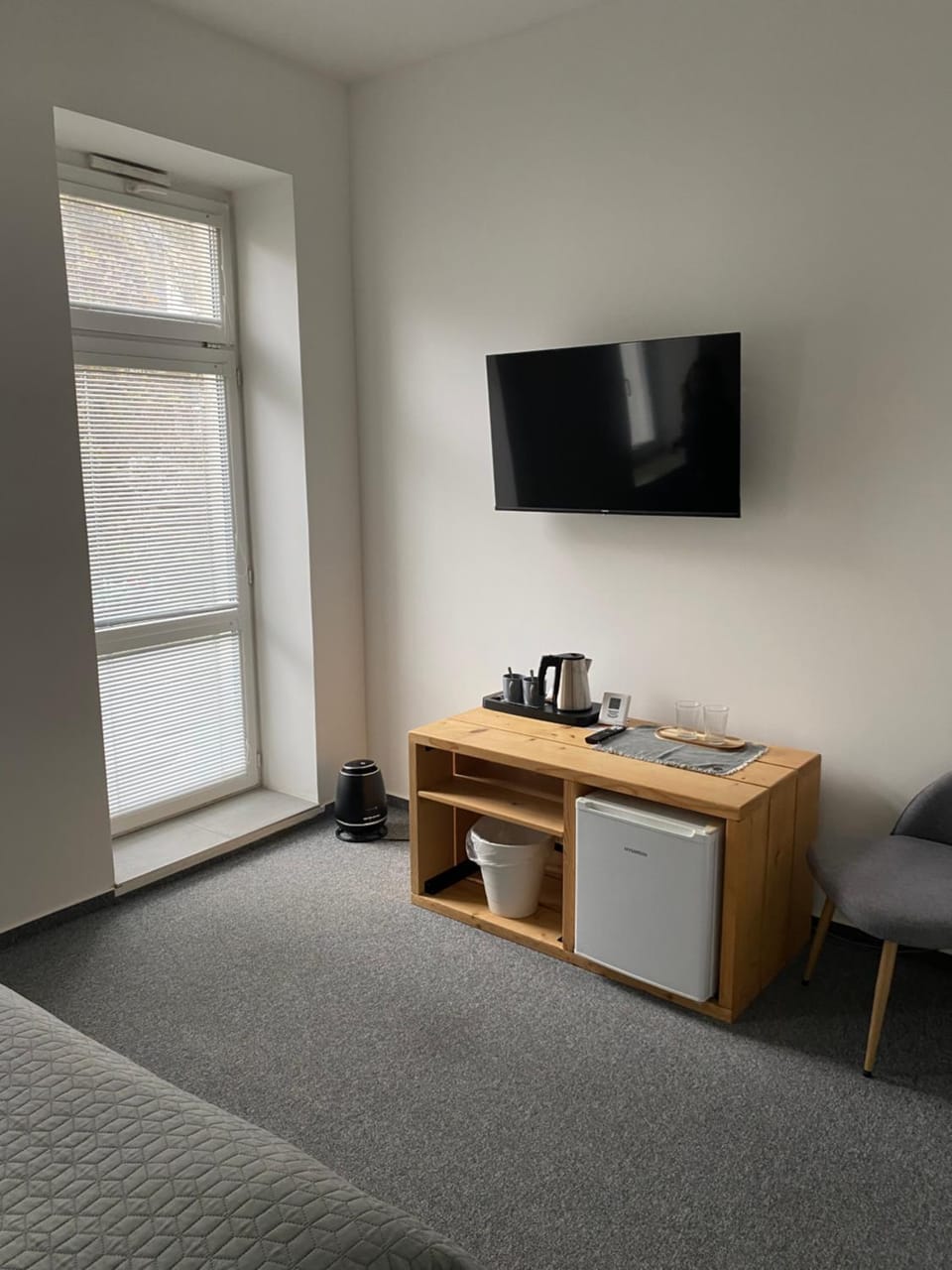 TV and multimedia, Photo of the whole room