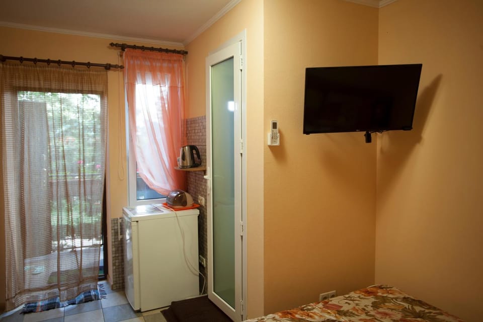 Лиманский Берег Bed and Breakfast in Odessa Oblast