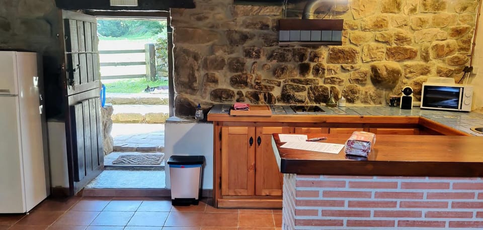 Facade/entrance, Kitchen or kitchenette