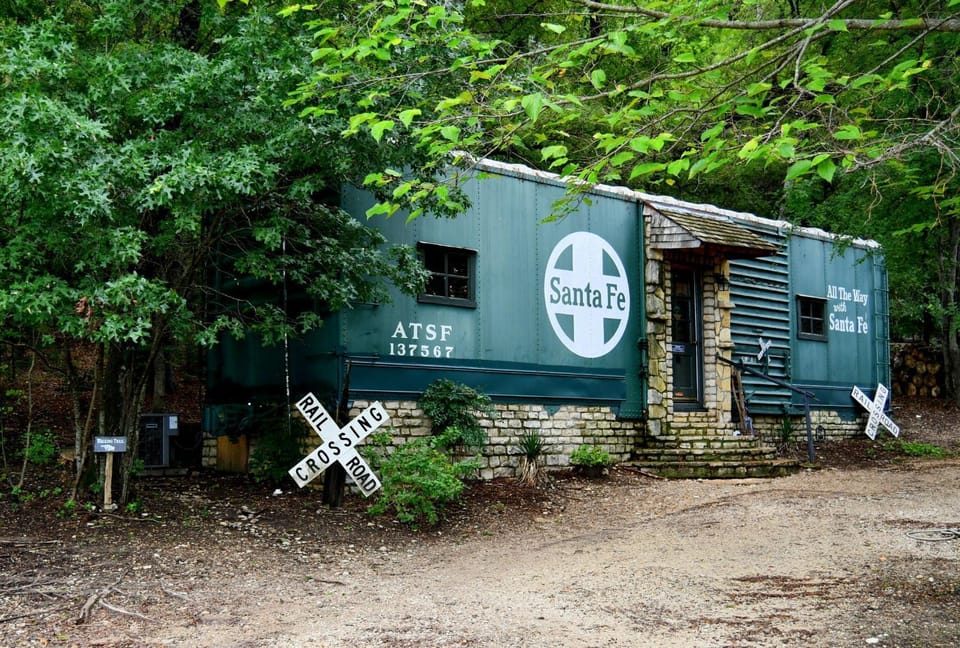 Country Woods Inn Inn in Glen Rose