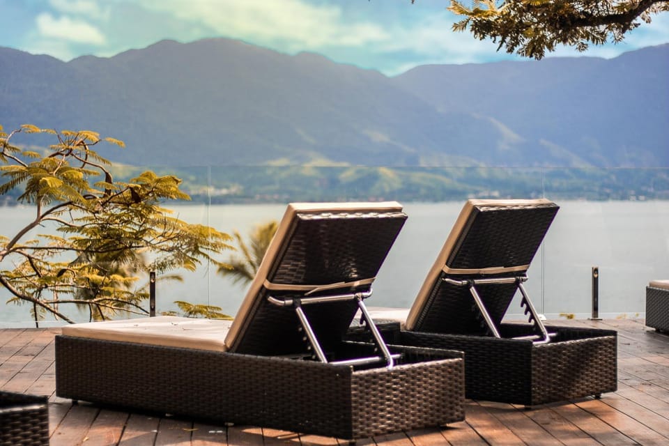 Natural landscape, Mountain view, Sea view, sunbed