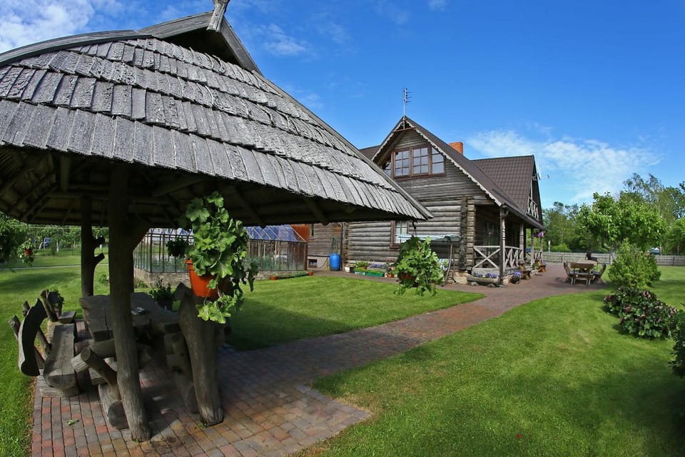 Poilsis pas Joną Bed and Breakfast in Klaipėda County, Lithuania