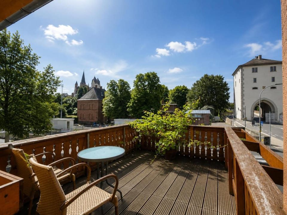 Spring, View (from property/room), Balcony/Terrace