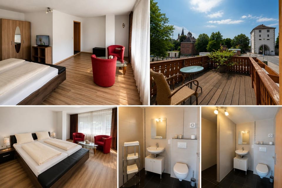 Toilet, Photo of the whole room, Seating area, Bedroom