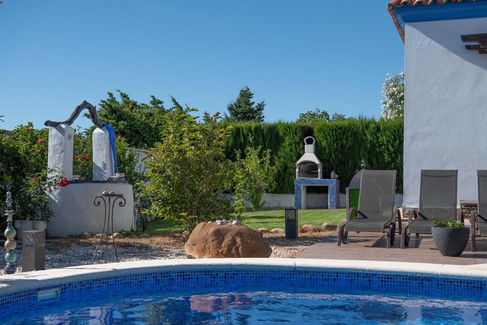 BBQ facilities, Garden, Balcony/Terrace, Swimming pool