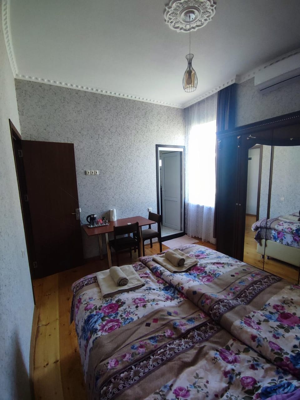 Bed, Photo of the whole room, Bedroom, wardrobe