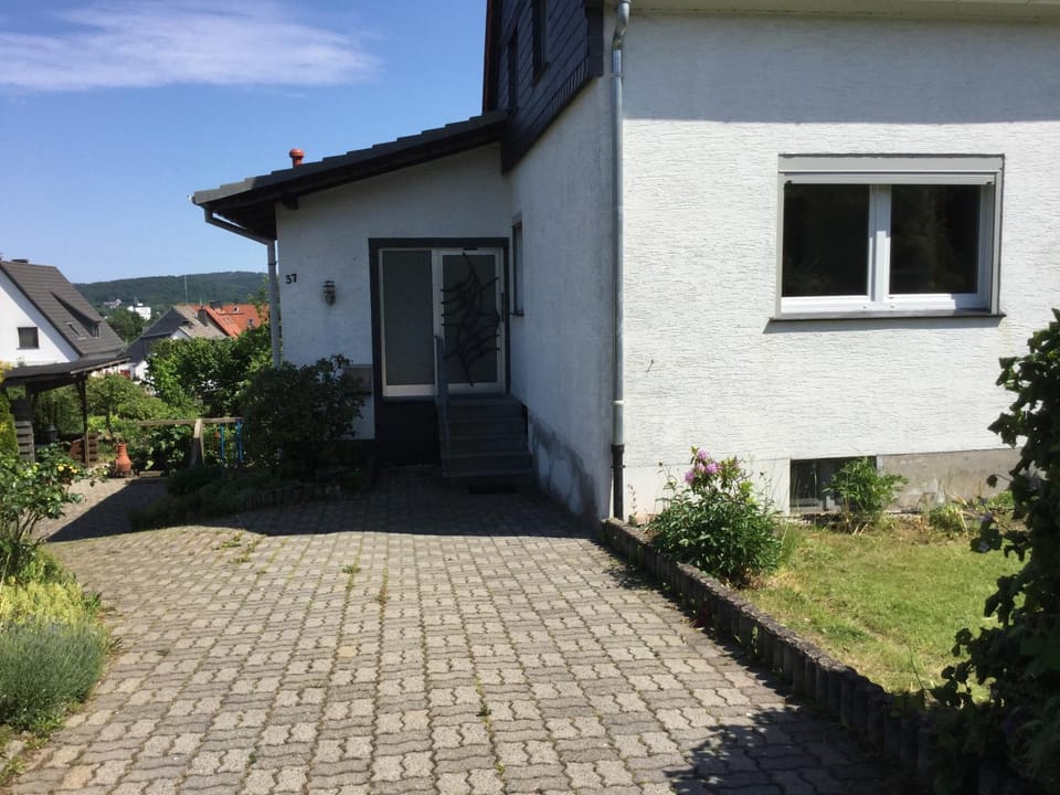 Property building, Facade/entrance