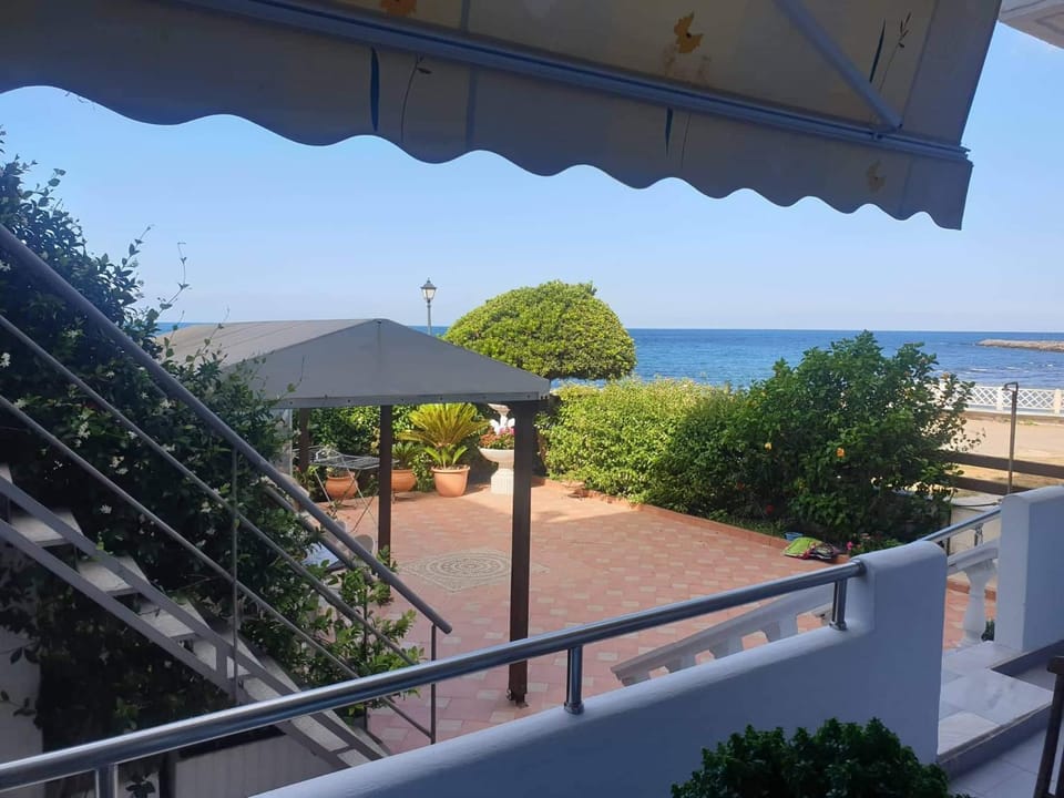 Property building, Balcony/Terrace