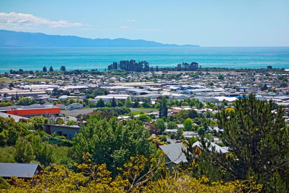 City view, Garden view, Mountain view, Sea view