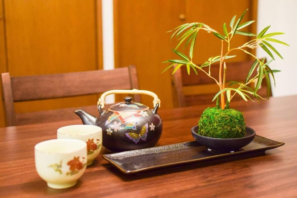 Coffee/tea facilities, Decorative detail