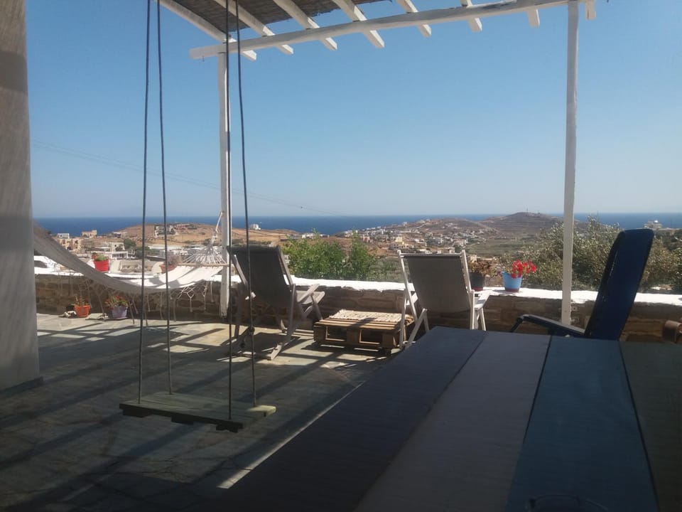 Cycladic House House in Decentralized Administration of the Aegean