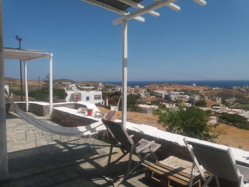 Cycladic House House in Decentralized Administration of the Aegean