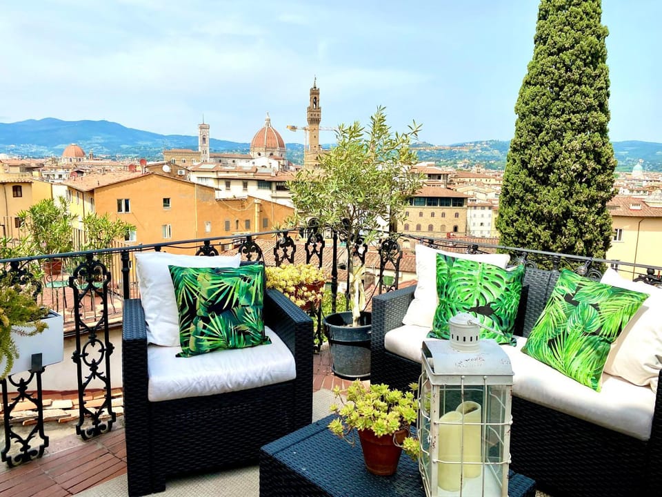 Patio, View (from property/room), Balcony/Terrace, City view