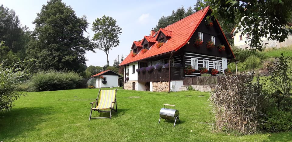 Property building, BBQ facilities, Garden