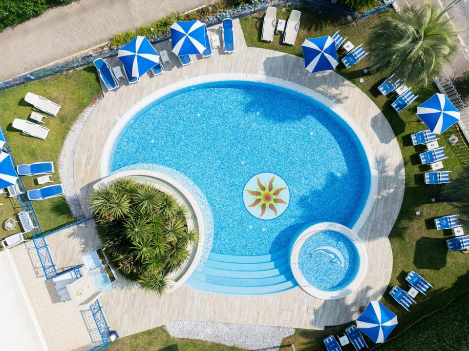 Garden, Garden view, Pool view, Swimming pool