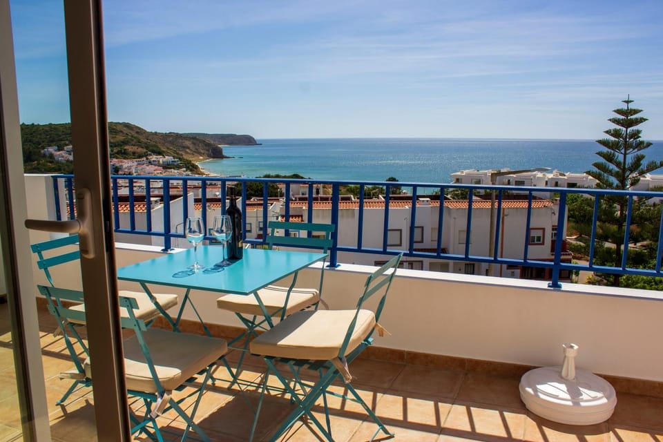 View (from property/room), Balcony/Terrace, Sea view