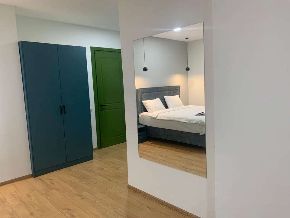 Hotel City Lights - Tbilisi Bed and Breakfast in Tbilisi, Georgia