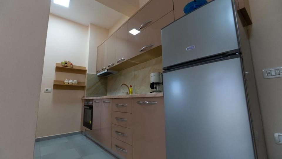 Kitchen or kitchenette, dishwasher, minibar, oven, pet friendly, stove