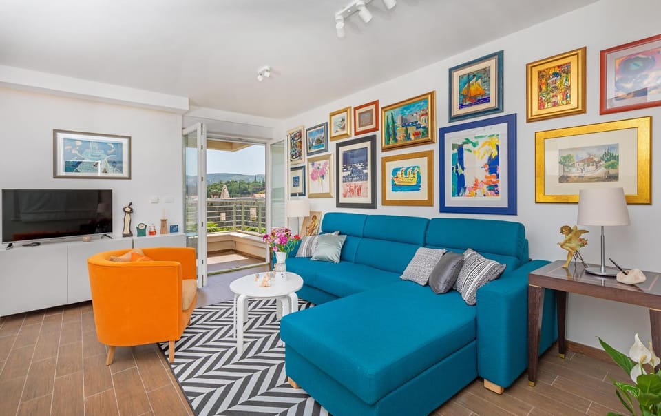 Balcony/Terrace, Living room