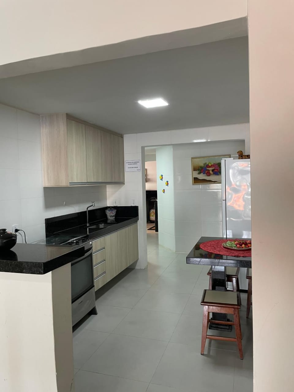 Kitchen or kitchenette, Dining area, stove