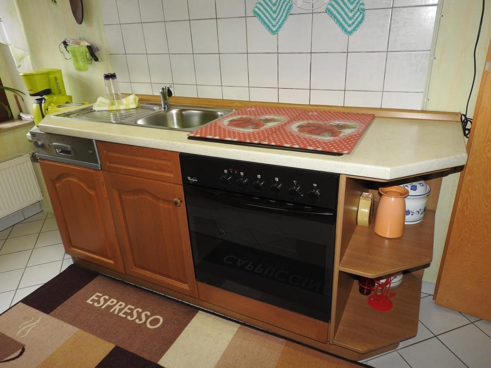 Kitchen or kitchenette, Photo of the whole room