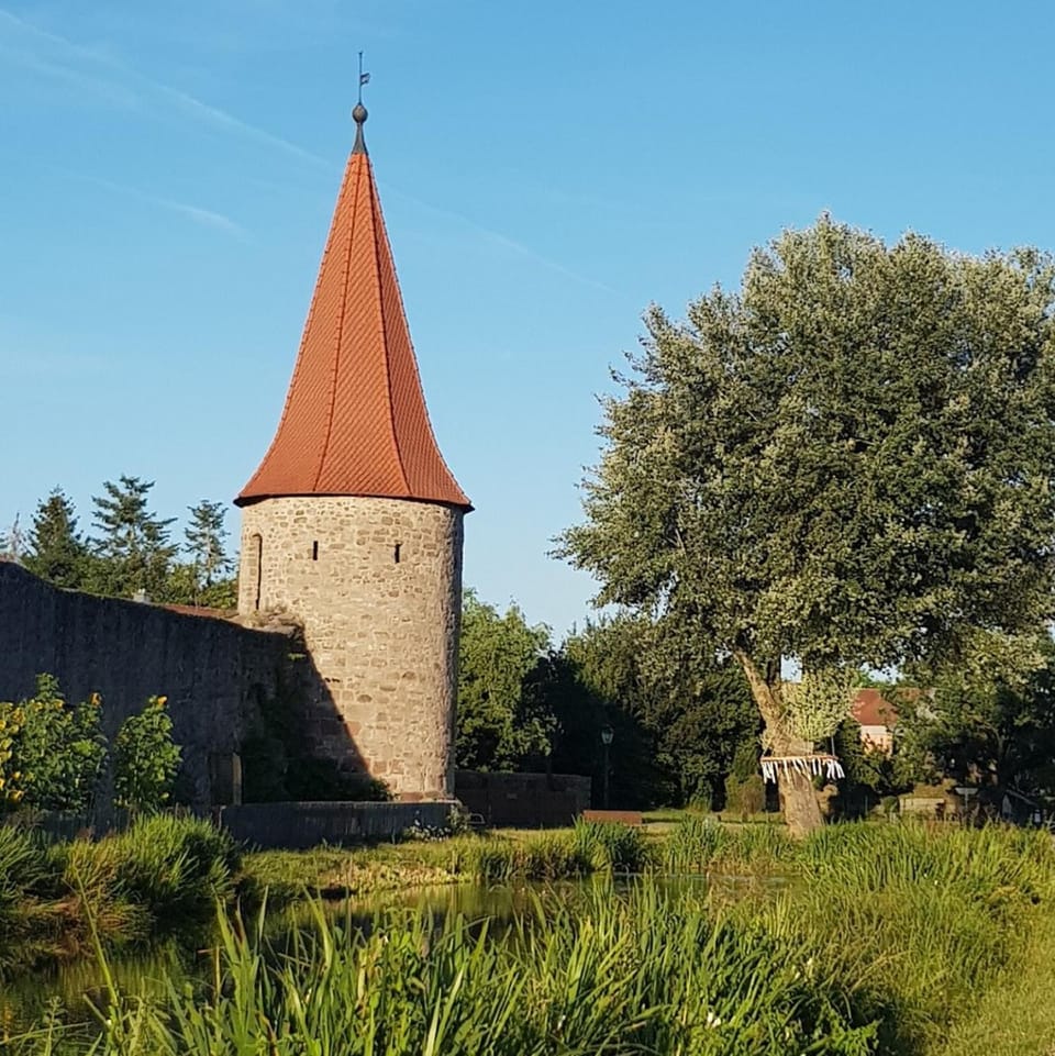 Nearby landmark, Natural landscape