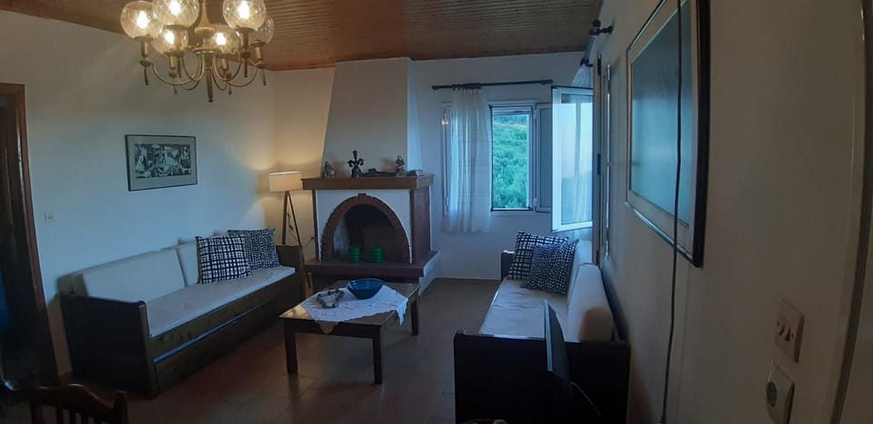 House in Zaloggo House in Peloponnese, Western Greece and the Ionian