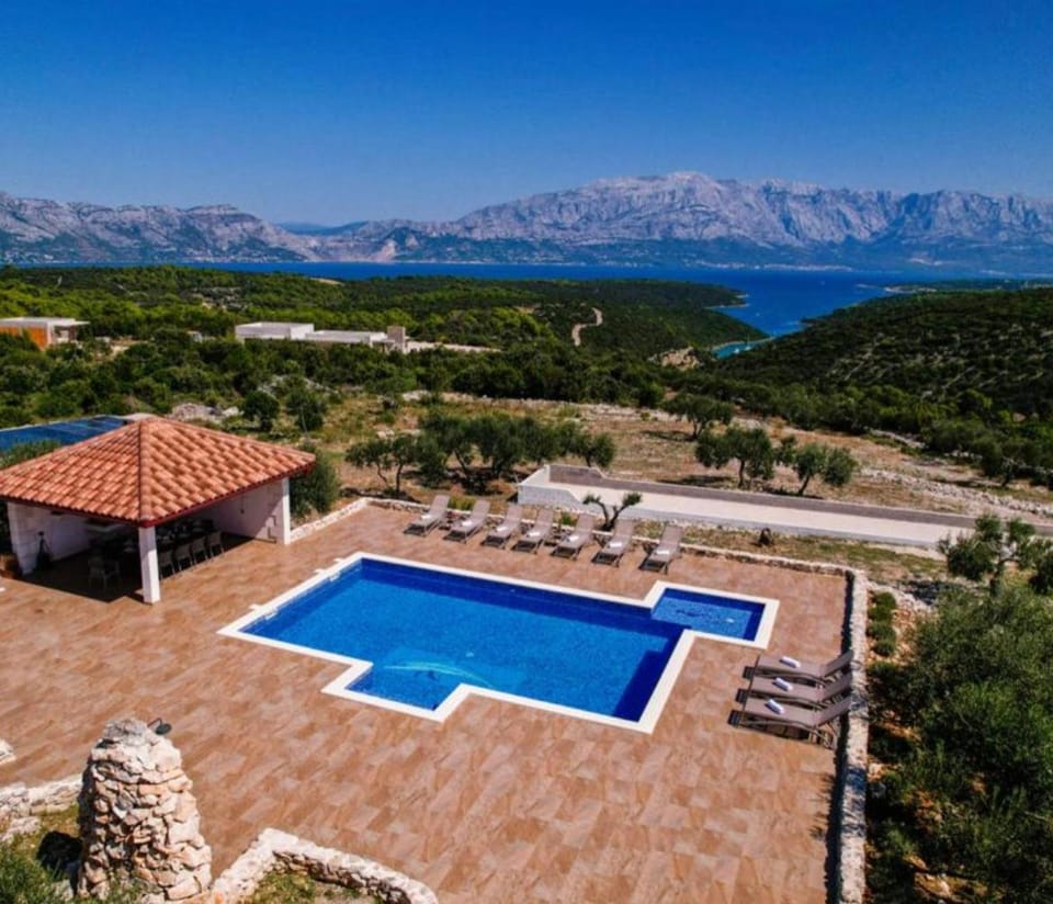 Natural landscape, Pool view, Sea view, Swimming pool, sunbed