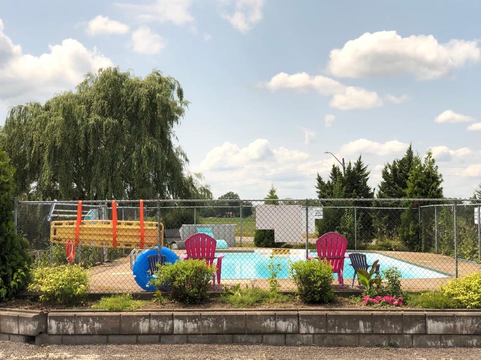 Good Night Inn Motel in Port Colborne