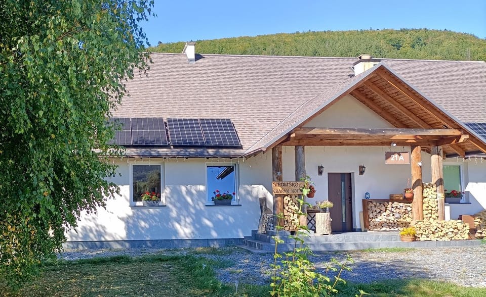 Property building, Day, Natural landscape