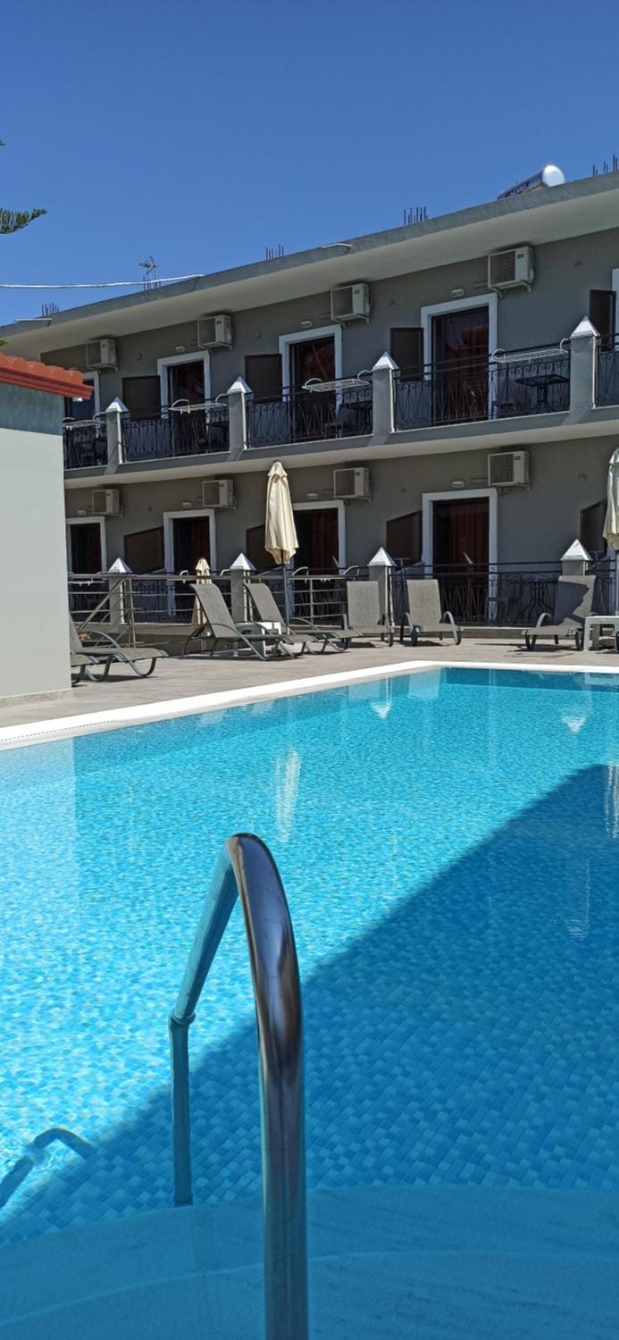 Balcony/Terrace, Floor plan, Pool view