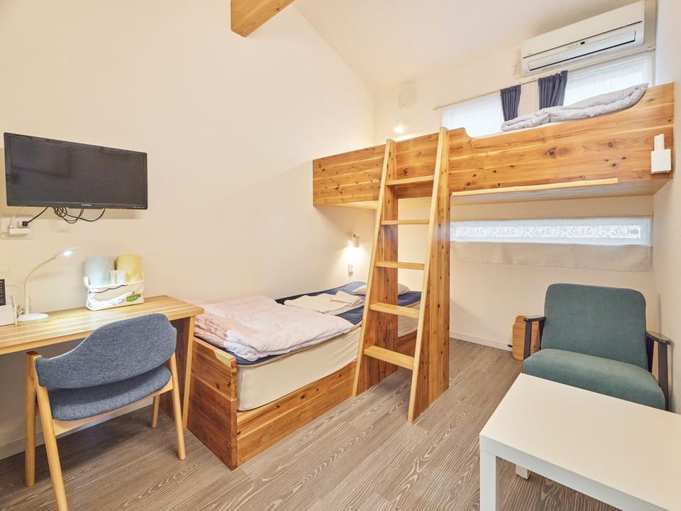 Photo of the whole room, bunk bed