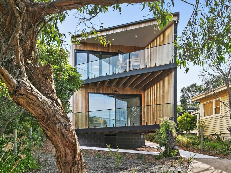 Property building, Balcony/Terrace