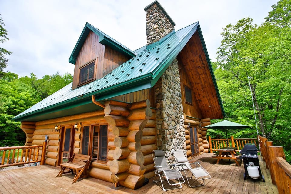Domaine la Cedriere Chalet in Ontario