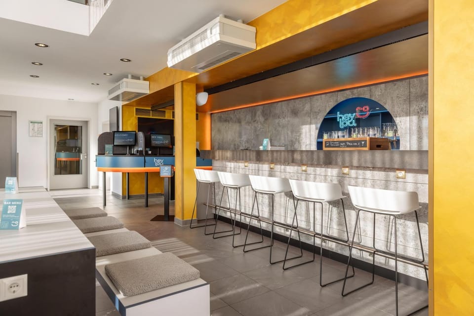Lounge or bar