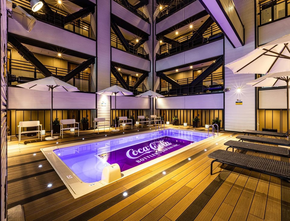 Balcony/Terrace, Pool view, Swimming pool