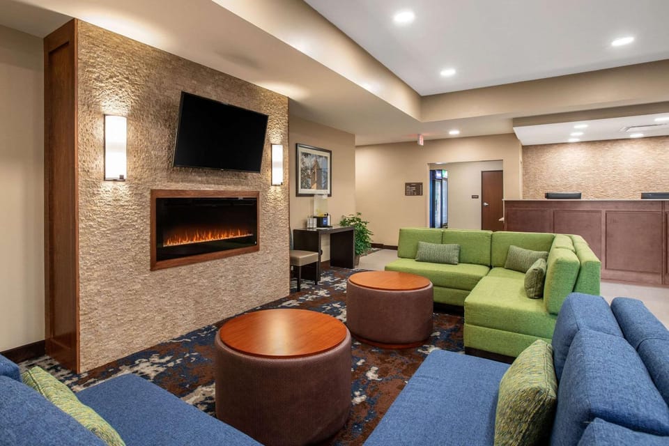Lobby or reception, On site