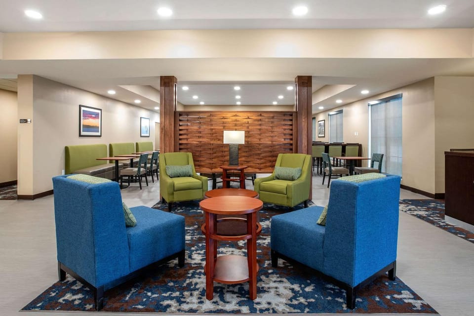 Lobby or reception, On site