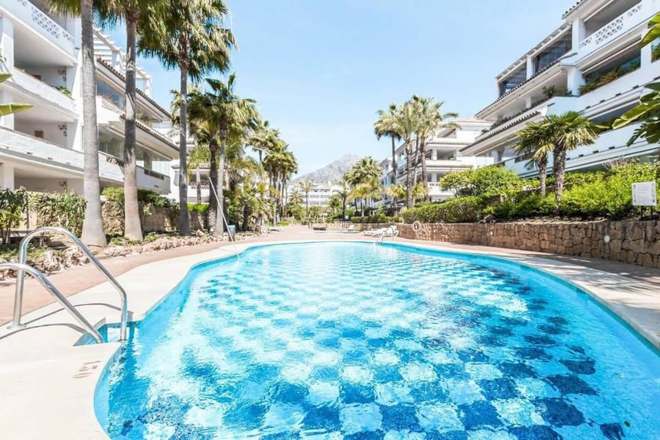 BEACHFRONT GOLDEN MILE PUENTO ROMANO SEA VIEW WIFI Apartment in Marbella