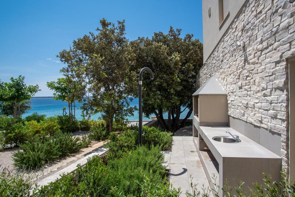 BBQ facilities, Garden, Balcony/Terrace