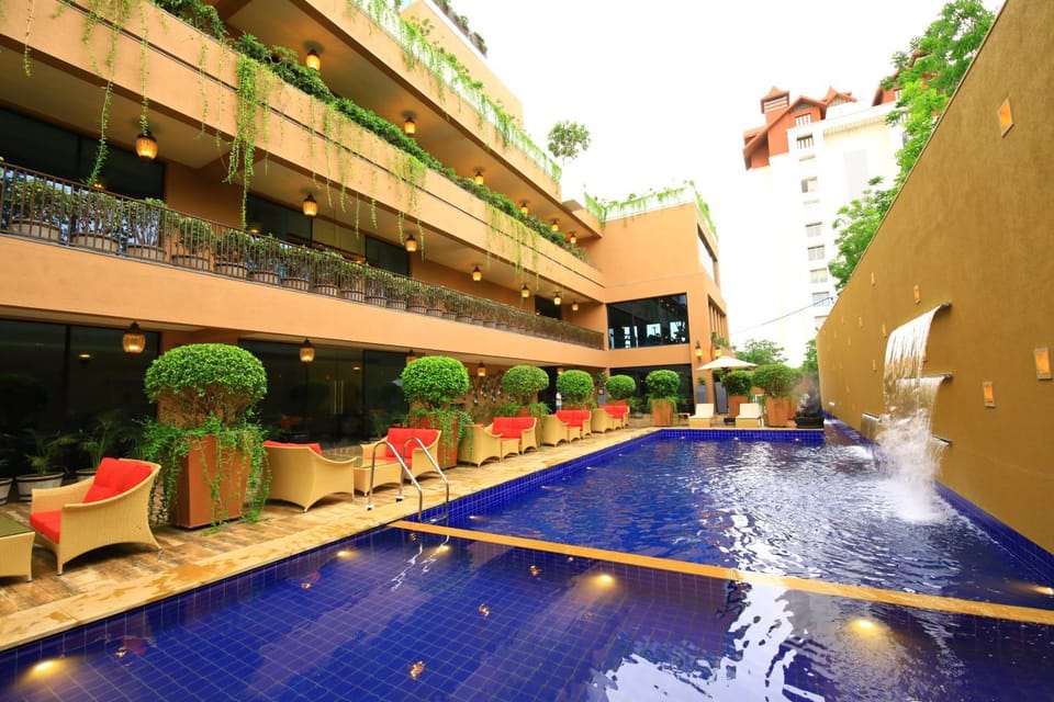 Swimming pool, Swimming pool